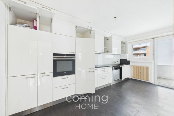 Interessante 4.5 Zimmer Wohnung in Brig mit Balkon und Lift sowie Renovationspotenzial 3