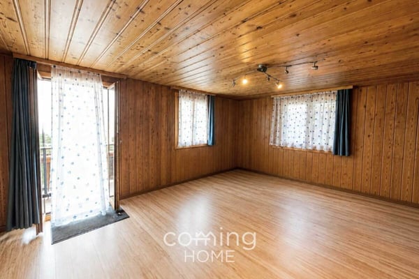 Sonnige 4.5 Zimmerwohnung mit Bergpanorama in Eischoll 3
