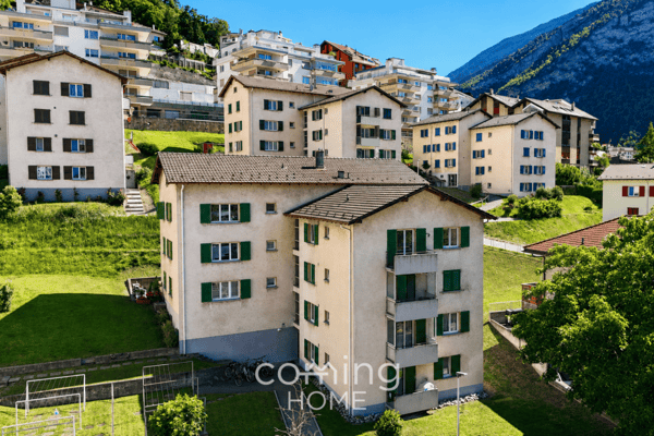 Sonnige 3.5-Zimmerwohnung mit Balkon und Bergsicht in ruhiger Lage 1