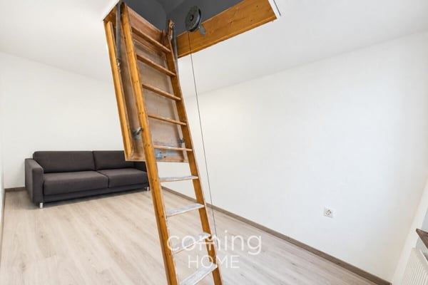 Charmante Haushälfte mit drei Wohneinheiten im Saastal. 4