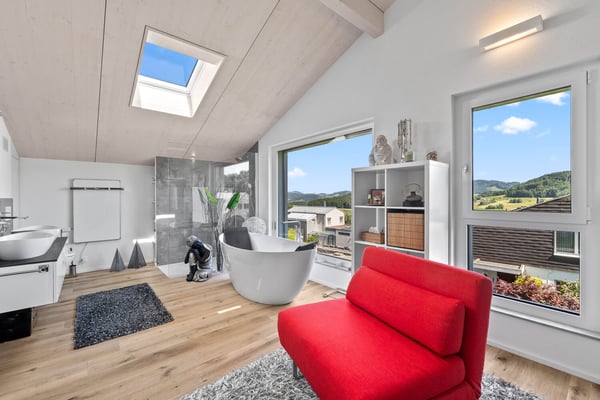 Exklusives Wohnen mit Pool und Panorama 3