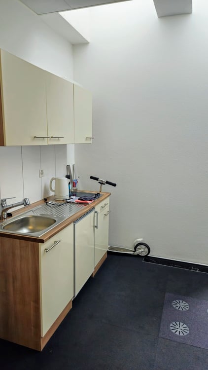 Helle Büro-/Gewerbefläche (300m2) an zentraler Lage in Brugg zu vermieten 7