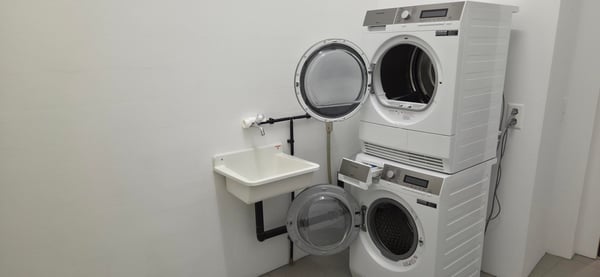 Luxuriöse 3.5-Zimmerwohnung im Hochparterre der exklusiven Resident