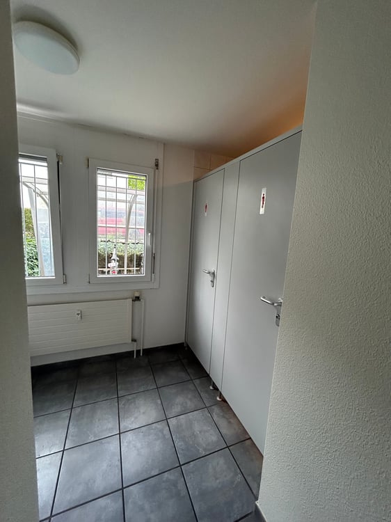 Heller Praxisraum / Atelier in Allschwil zu vermieten 4