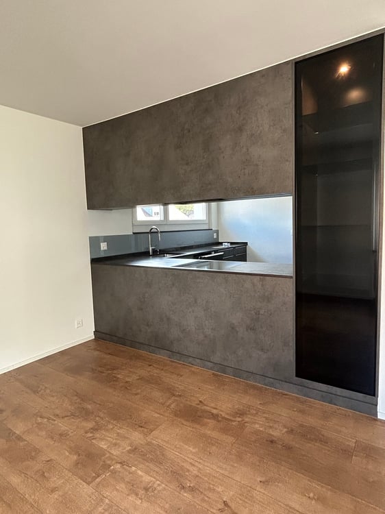 Exklusive 6.5 Zimmer Duplex-Wohnung zu vermieten 7