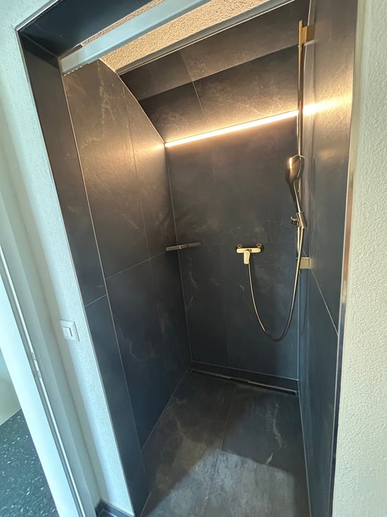 Exklusive 6.5 Zimmer Duplex-Wohnung zu vermieten 10