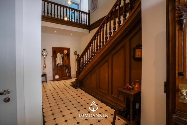 Direkt am Thunersee - Wohnen, Arbeiten und Entspannen in absoluter Premiumlage 2