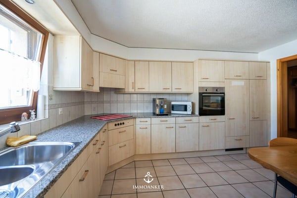 Charmantes Zuhause in Busswil mit vielseitigem Nutzungspotenzial in Seenähe 9