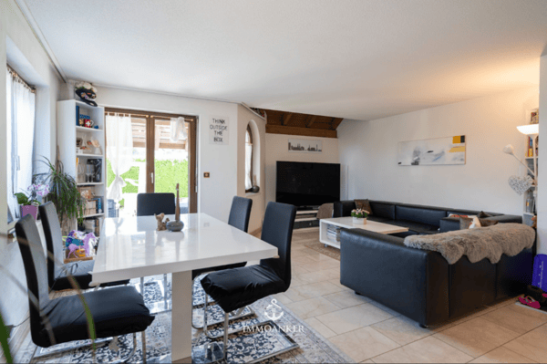 Private Poolvilla mit Einliegerwohnung - Ihr Rückzugsort in Fällanden 8