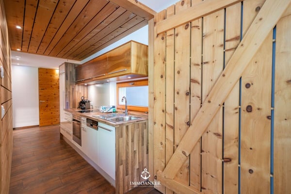 Alpine Wohnqualität trifft stilvolle Ruhe 2