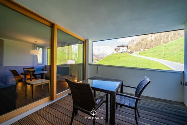 Alpine Wohnqualität trifft stilvolle Ruhe 9