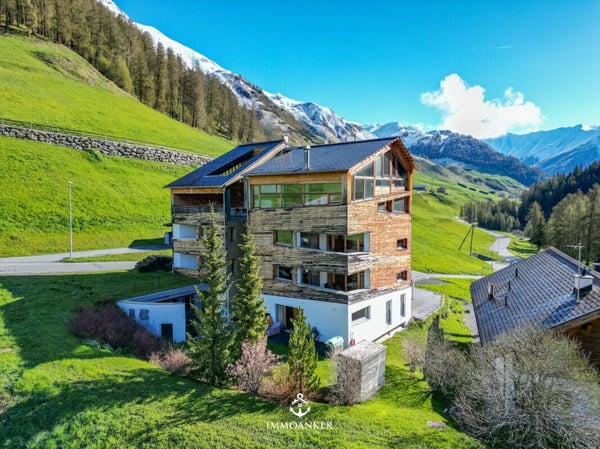 Alpine Wohnqualität trifft stilvolle Ruhe 10