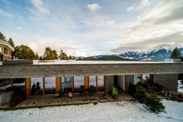Moderne 2.5-Zimmer-Terrassenwohnung mit 20 m² Terrasse in Laax 8