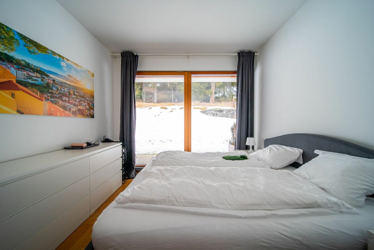 Moderne 2.5-Zimmer-Terrassenwohnung mit 20 m² Terrasse in Laax