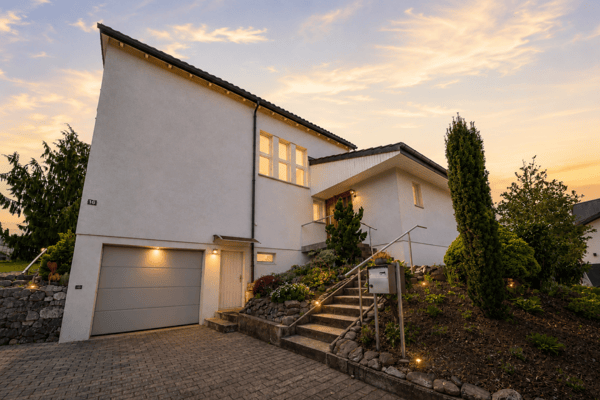 Charmantes 7-Zimmer-Einfamilienhaus mit Garten, Terrasse und Einliegerpotenzial in Uzwil