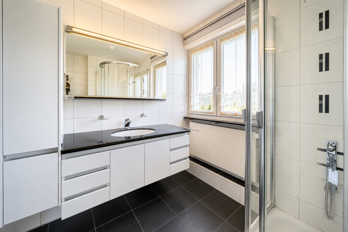Charmantes 7-Zimmer-Einfamilienhaus mit Garten, Terrasse und Einliegerpotenzial in Uzwil