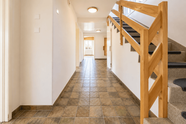 Charmantes 2-Zimmer-Einfamilienhaus mit Garten, Terrasse und Einliegerpotenzial in Uzwil 9