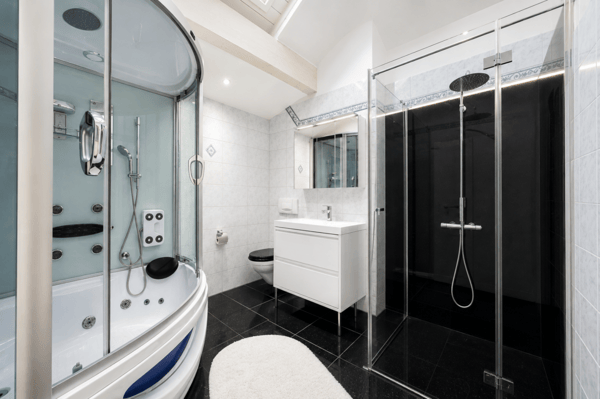 Exklusive 6.5-Zimmer-Dachgeschosswohnung mit Lift direkt in die Wohnung - Seepark Altendorf 10