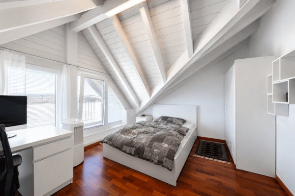 Exklusive 6.5-Zimmer-Dachgeschosswohnung mit Lift direkt in die Wohnung - Seepark Altendorf 11
