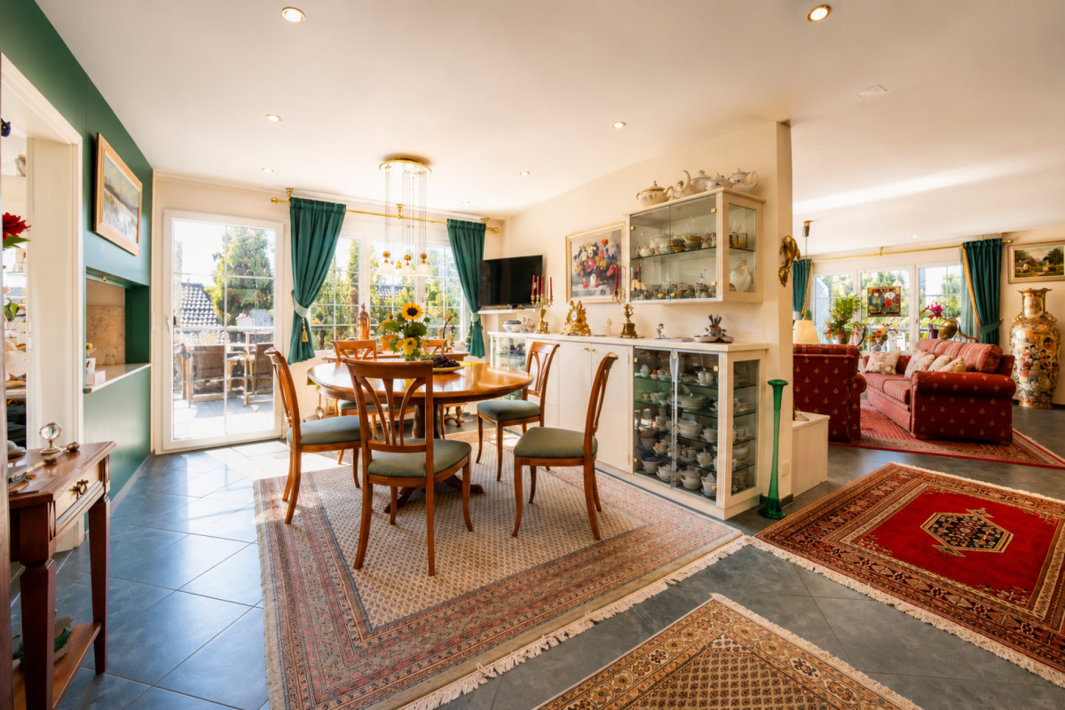 Wohnen mit Weitblick - umgeben von Ruhe und Grün. - 6.5 Zimmer EFH in Sulz
