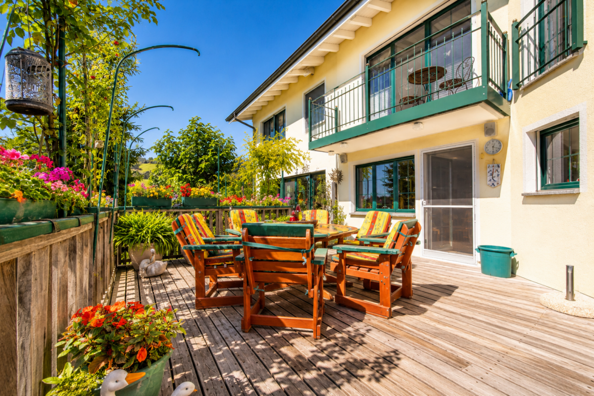 Wohnen mit Weitblick - umgeben von Ruhe und Grün. - 6.5 Zimmer EFH in Sulz