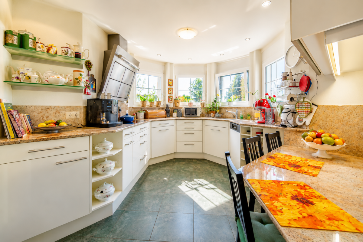 Wohnen mit Weitblick - umgeben von Ruhe und Grün. - 6.5 Zimmer EFH in Sulz