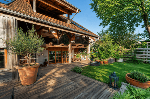 Charmantes 7-Zimmer-Reihenmittelhaus mit 220 m² Wohnfläche in Rickenbach ZH 3
