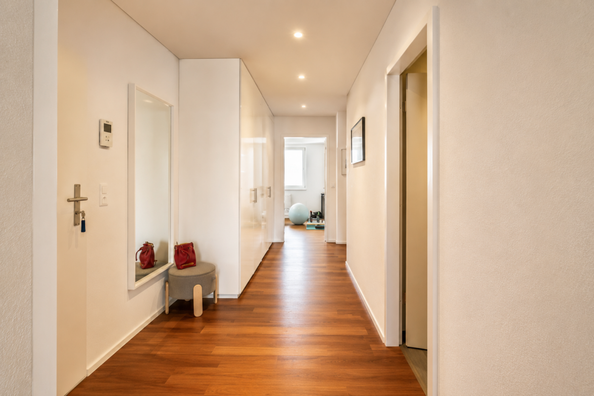 Exklusive 4.5-Zimmer-Eigentumswohnung mit Weitblick, Terrasse und Minergie-Standard in Dübendorf
