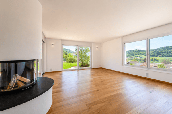 Modernes 10.5-Zimmer-Einfamilienhaus mit Weitsicht, Minergie-Standard und vielseitigem Nutzungspotenzial in Pfungen 10