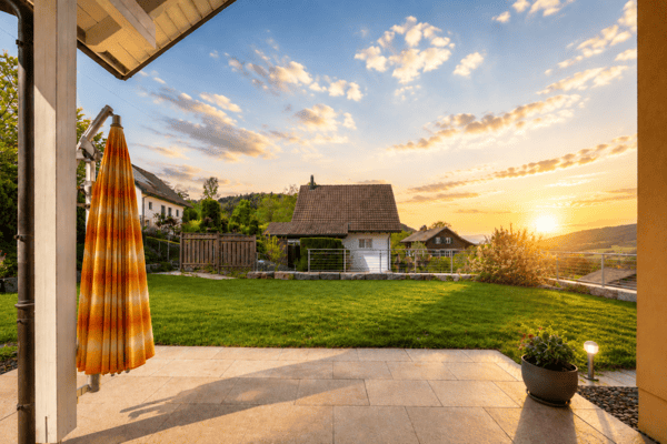 Modernes 10.5-Zimmer-Einfamilienhaus mit Weitsicht, Minergie-Standard und vielseitigem Nutzungspotenzial in Pfungen 5