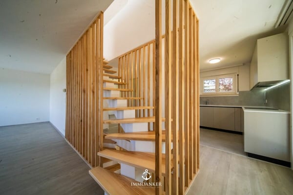 Frisch saniertes 6.5-Zimmer-Einfamilienhaus mit Südhanglage und Weitsicht in Füllinsdorf 10