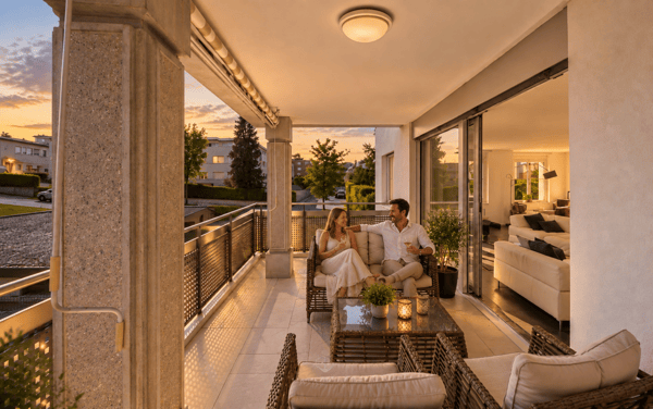 Exklusive 3.5-Zimmer-Wohnung mit beeindruckender Raumhöhe und grosser Terrasse in Rümlang 3