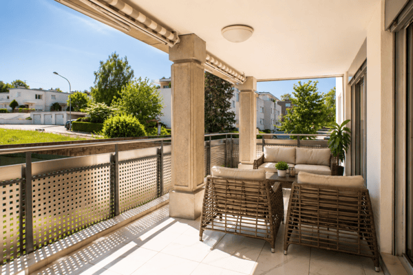 Exklusive 4.5-Zimmer-Wohnung mit beeindruckender Raumhöhe und grosser Terrasse in Rümlang 9