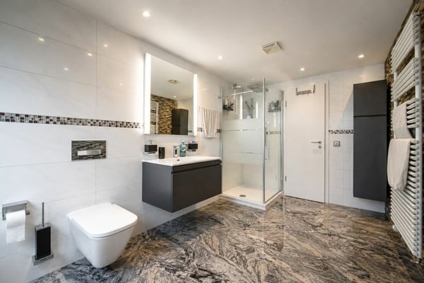 Luxuriöses Wohnen direkt am Rhein - exklusives 6.5-Zimmer-Einfamilienhaus mit traumhafter Aussicht 15