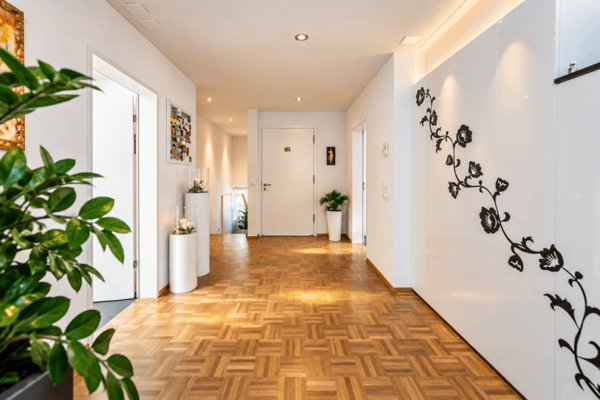 Über den Dächern von Herisau - exklusive 5.5-Zimmer-Attikawohnung mit zwei Terrassen und privatem Liftzugang 4