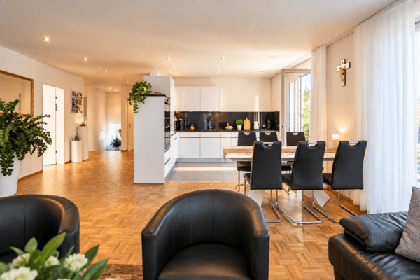 Über den Dächern von Herisau - exklusive 5.5-Zimmer-Attikawohnung mit zwei Terrassen und privatem Liftzugang 6