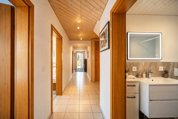 Wohnen im Grünen vor den Toren Zürichs - 6.5-Zimmer-Einfamilienhaus mit Sauna, Wintergarten und Einliegerpotenzial 5