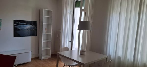 Charmante, möblierte 2-Zimmer-Wohnung mit Balkon 3