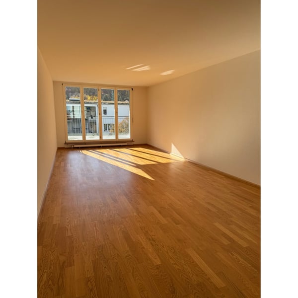Helle Wohnung in lebhafter Umgebung 9
