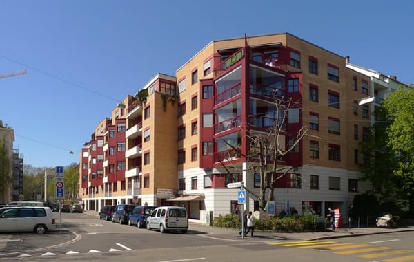 Kinderfreundliche 3.5-Zimmer-Wohnung mit Balkon im Gundeldingen 1