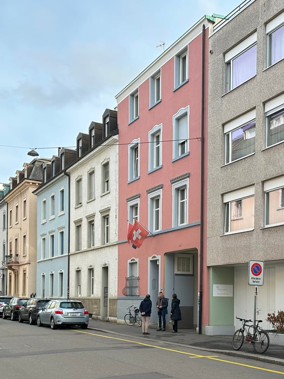 4057 ¦ OASE ¦ möblierte 2-Zimmerwohnung im 3.OG nähe Messe Basel 4