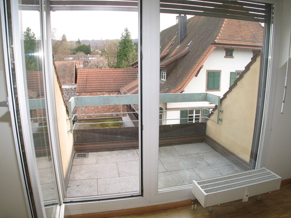 Charmante 3-Zimmer-Dachwohnung mit Galerie im Zentrum von Riehen 10