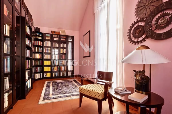 Herrschaftliche Villa in Bellinzona mit Aussicht ins Grüne zu verkaufen 7