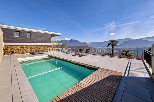 Prestigeträchtige Wohnung mit spektakulärem Blick auf den Luganersee in Vernate zu verkaufen 6