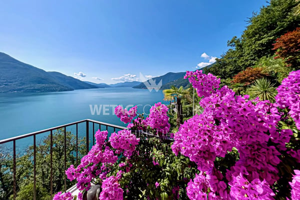 Villa mit Zweitwohnsitz im mediterranen Stil mit Panoramablick auf den Lago Maggiore in Brissago zu verkaufen 3