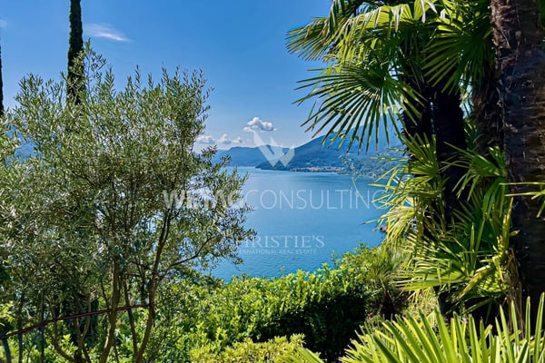 Villa mit Zweitwohnsitz im mediterranen Stil mit Panoramablick auf den Lago Maggiore in Brissago zu verkaufen 12