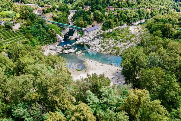 Schönes Bauland in Tegna zu verkaufen mit hervorragendem offenem Blick in Richtung Lago Maggiore 9