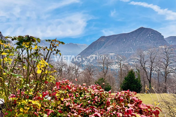 Elegante Penthouse-Wohnung mit Blick auf den Luganersee in Lugano-Carona zu verkaufen 2