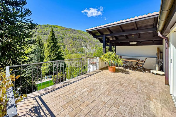 Zu verkaufen in Lugano-Odogno eine charmante Villa mit Pool, ein freistehendes Nebengebäude & eine kleine Einliegerwohnung 10