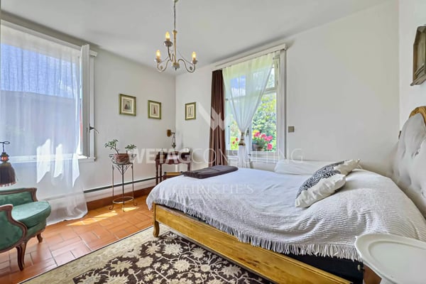 Lugano-Magliaso: schöne Villa im Grünen, mit Pool & in der Nähe des Luganersees zu verkaufen 9